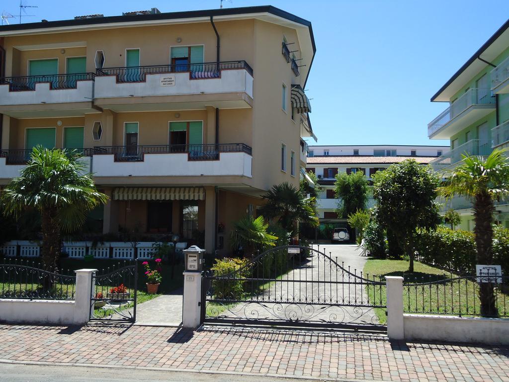 Condominio Wernau Caorle Extérieur photo